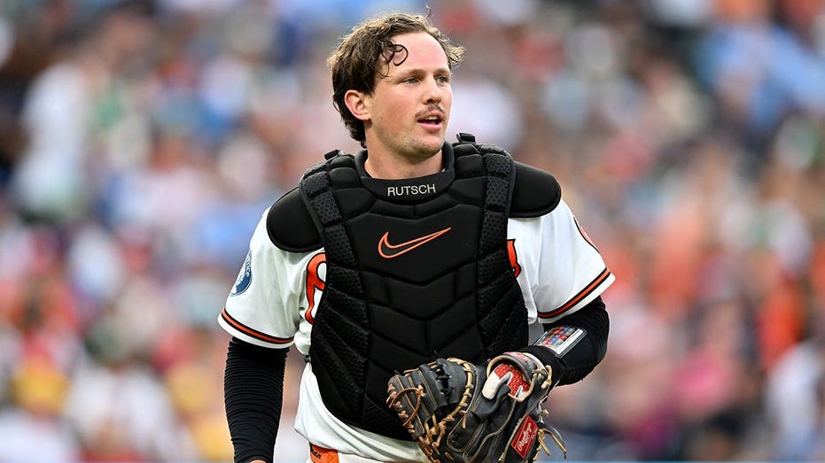 MLB交易截止日迎来涉及阿德利·鲁奇曼、弗雷迪·佩拉尔塔和凯文·高斯曼的多笔交易